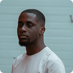 Portrait du Professeur Ebénézer Mvondo
